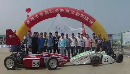 震驚!襄陽(yáng)職業(yè)技術(shù)學(xué)院汽車專業(yè)的學(xué)生竟然在做這種事!