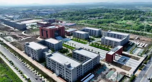 更名大學新舉措 新校區,來了